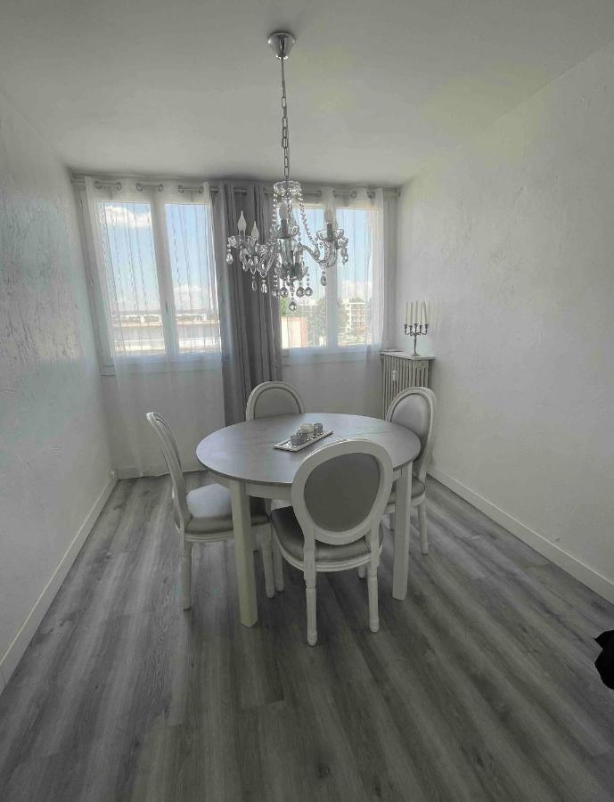 Appartement Proche Aeroport Marignane Extérieur photo